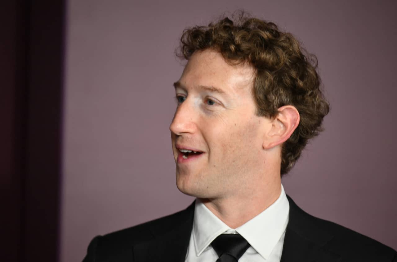 This wonky maneuver kept Mark Zuckerberg from fleeing a California billionaire tax — MarketWatch, Hong Kong Real Estate news